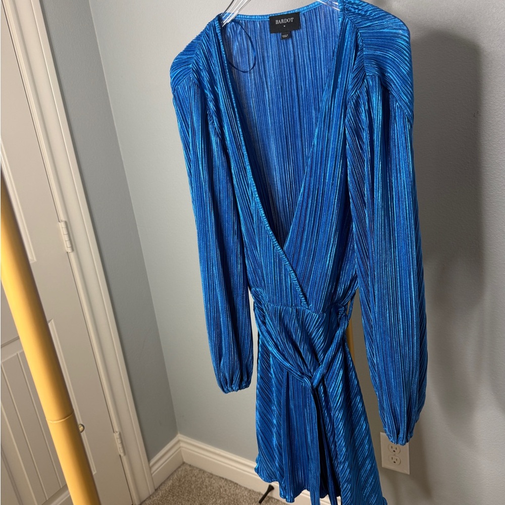 Bardot Bellissa Pleated Mini Dress | Metallic Blue | Size M
